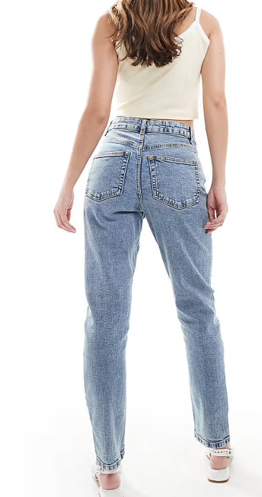 Slim fit comfort mom jeans in mid blue